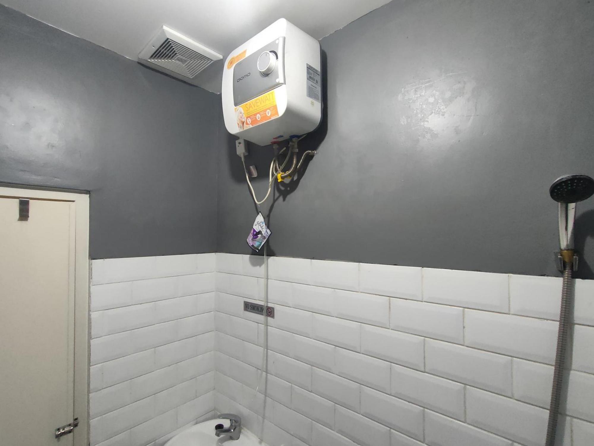 Puspiptek Residence Syariah Mitra Reddoorz Serpong Luaran gambar